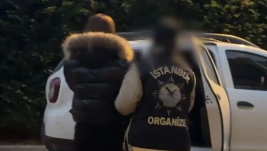 fenomen-mika-raun-gözaltında