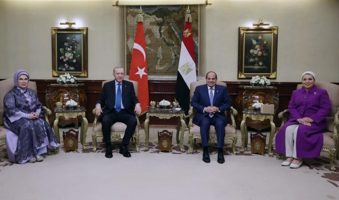 Cumhurbaşkanı Erdoğan, Suudi Arabistan’daki resmi temaslarının ardından Mısır’ın başkenti Kahire’ye