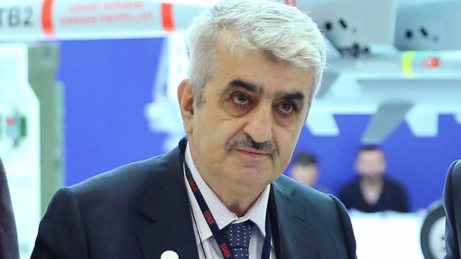 özdemir bayraktar